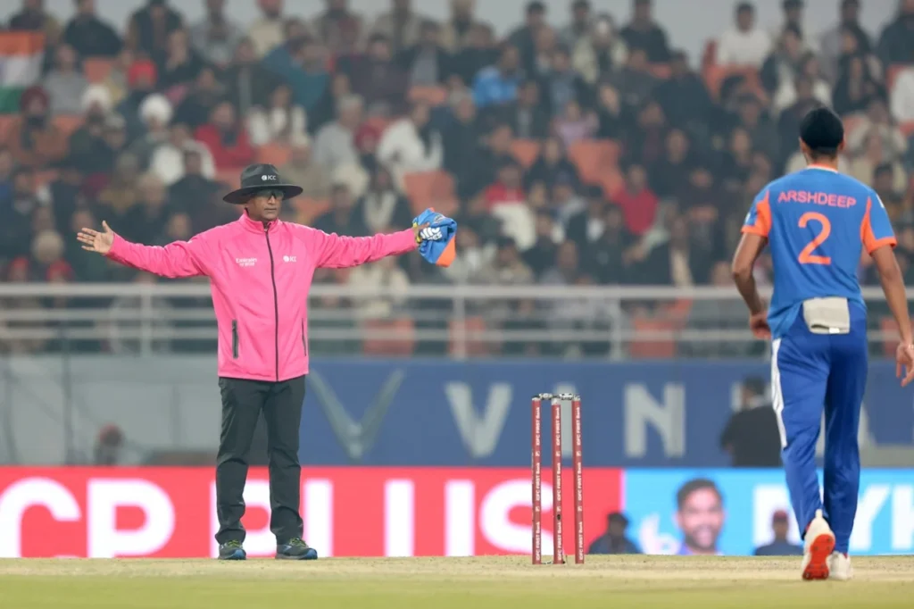 Arshdeep Singh bowled 7 wides in one over in the IND vs SA 2nd T20I