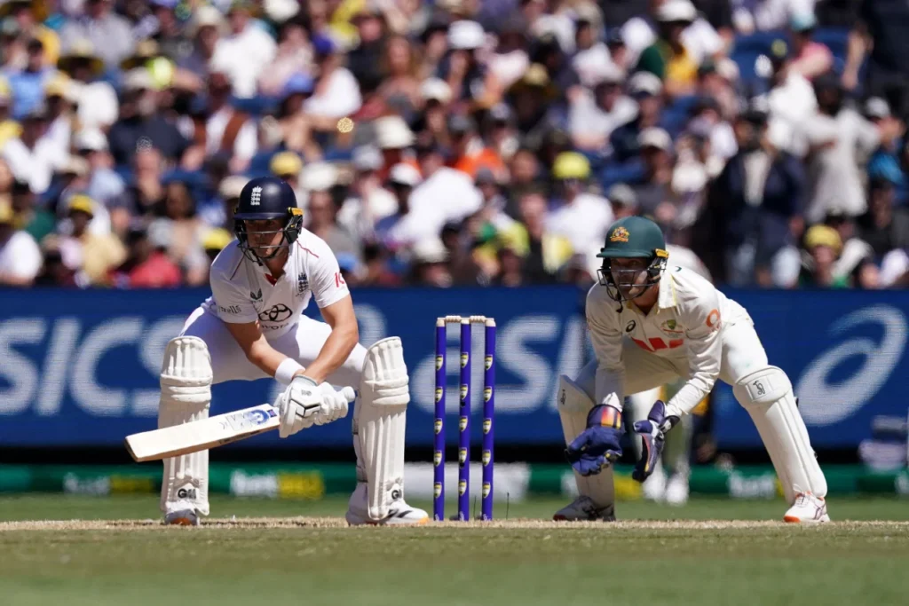 jacob bethell england attack australia ashes 2025 run chase boxing day test