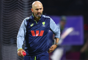 will nathan lyon play pat cummins adelaide test ashes 2025