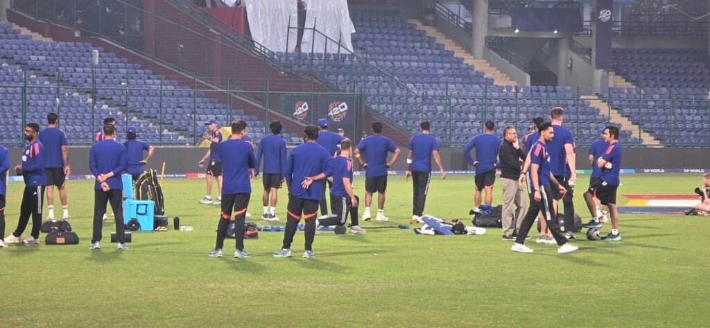 Is Abhishek Sharma injured? Ryan ten Doeschate says Abhishek Sharma is unwell ahead of Namibia Match