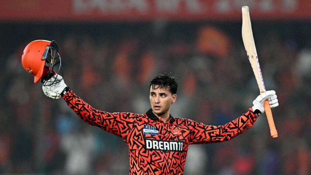 who is the new captain of srh Abhishek sharma