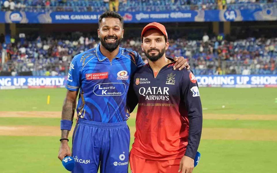 MI vs RCB playing XI why no Josh Hazlewood today