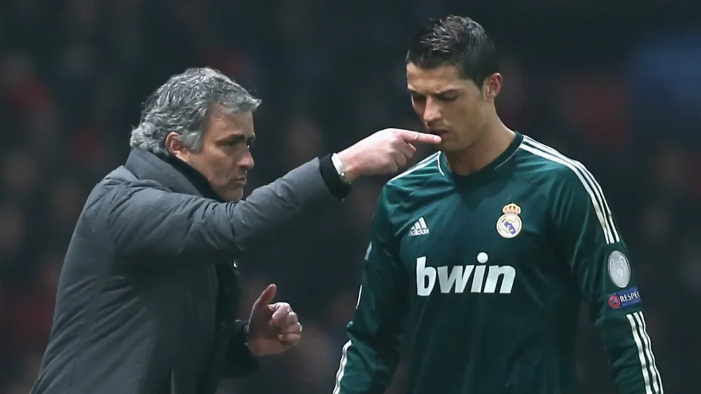 Jose Mourinho returns to Real Madrid
